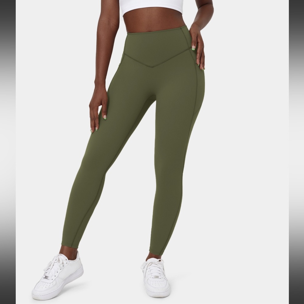 High Waisted Side Pocket Shaping Training 7/8 Leggings